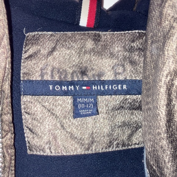 Tommy Hilfiger coat size Medium - Picture 3 of 8